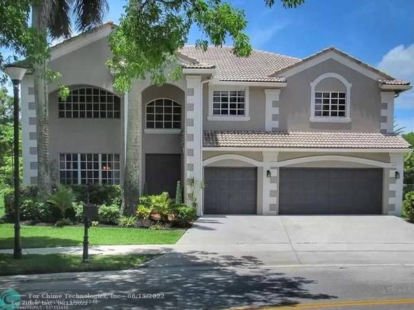 3851 Crestwood Cir, Weston, FL 33331