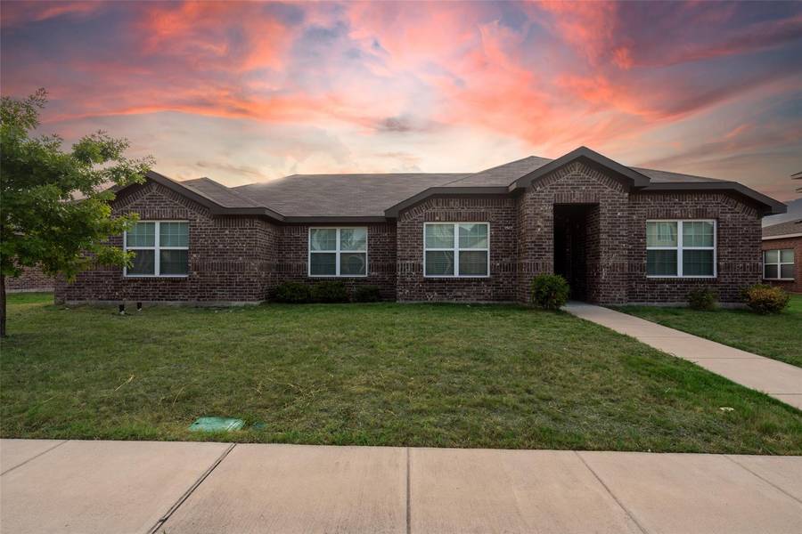 2130 Candace Drive, Lancaster, TX 75146