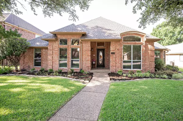 2206 Timberline Drive, Carrollton, TX 75007