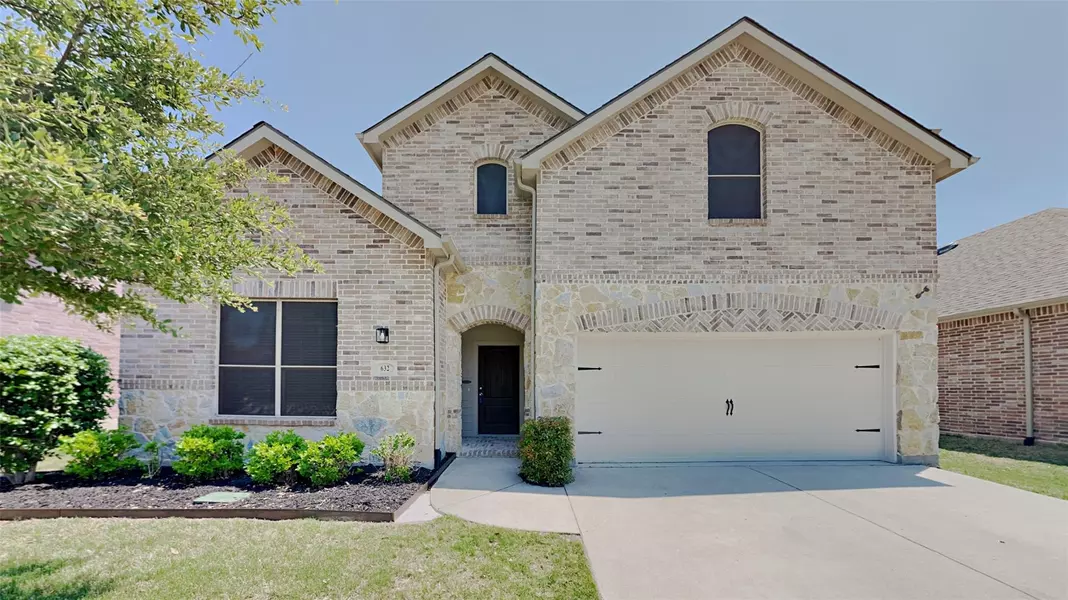 632 Ricochet Drive, Fort Worth, TX 76131