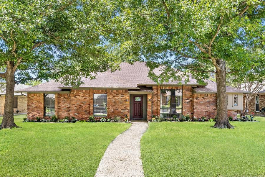 4223 Blackheath Road, Dallas, TX 75227