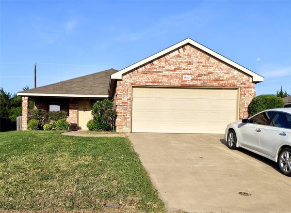 1602 Sabine Drive, Midlothian, TX 76065