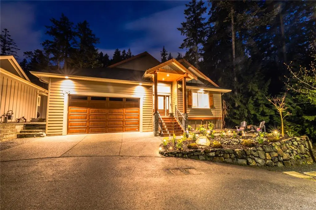 140 Bray Rd, Nanaimo, BC V9T 0J8