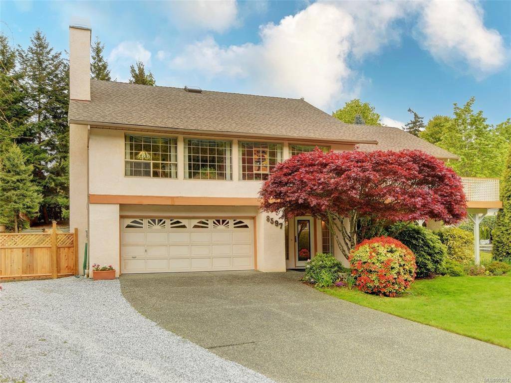 North Saanich, BC V8L 5C7,8597 Kingcome Cres