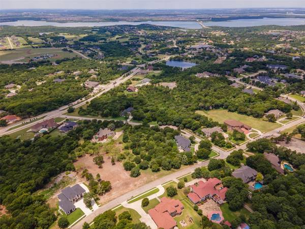 1345 Overlook Circle, Cedar Hill, TX 75104