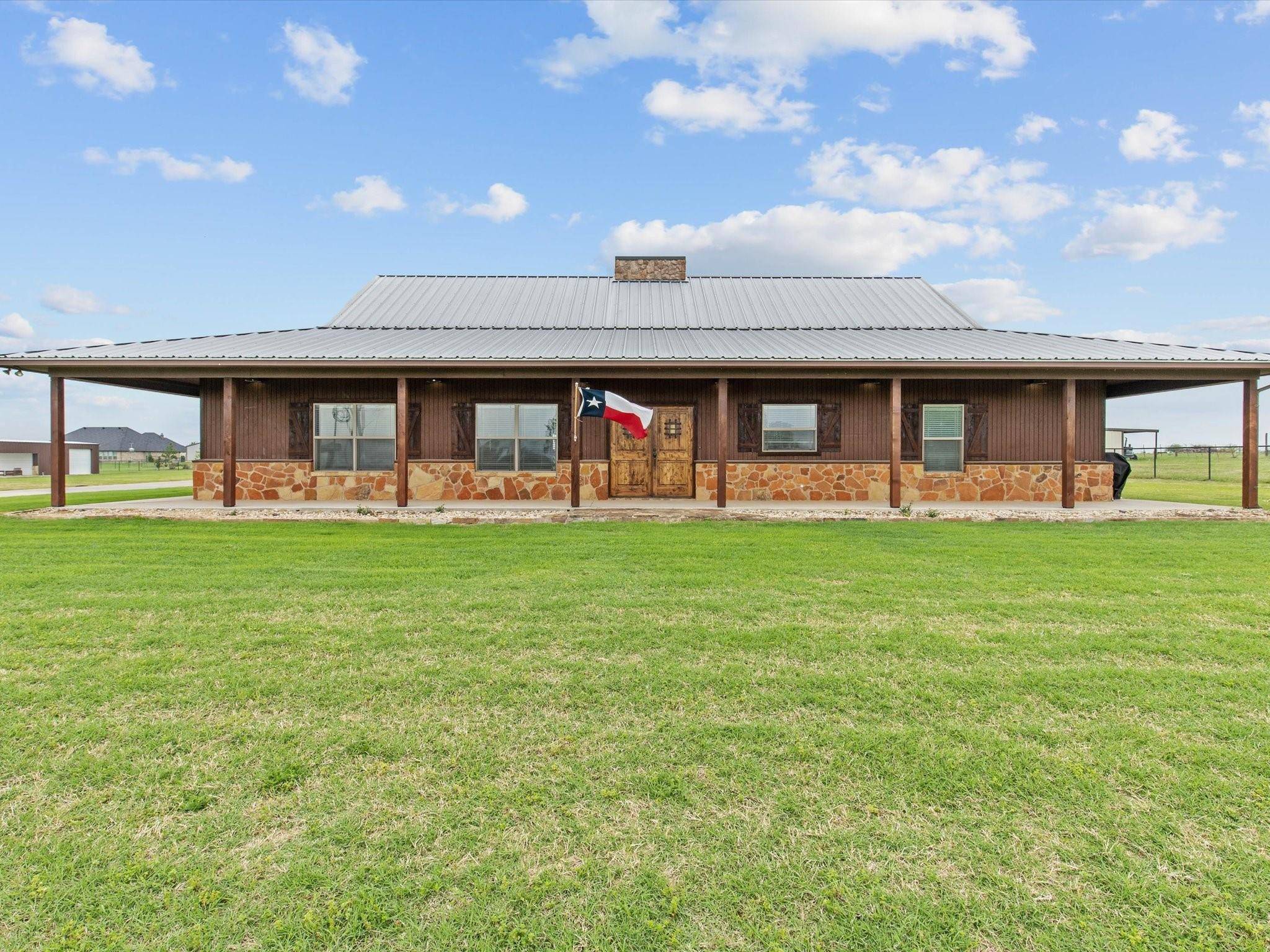 8001 Fm 2331, Godley, TX 76044
