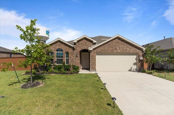 3901 Great Plains Way, Heartland, TX 75126