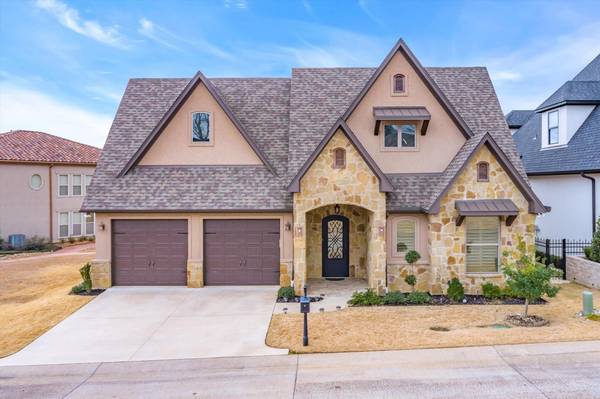 944 La Vista Drive, Tyler, TX 75703