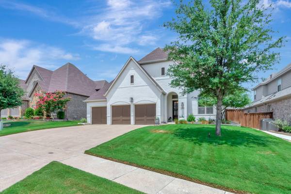 920 Champions Court, Roanoke, TX 76262