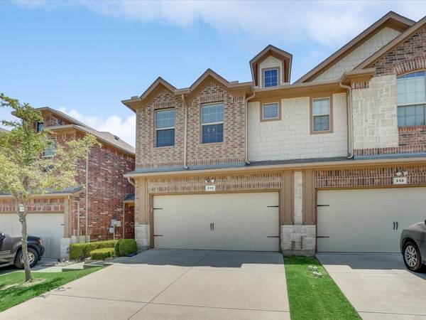 312 Starleaf Trail, Garland, TX 75040