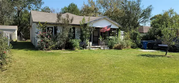 Alvarado, TX 76009,508 N Russell Street