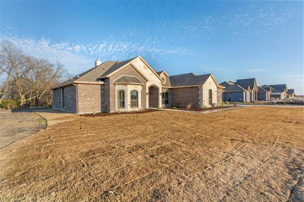 8805 County Road 592,  Nevada,  TX 75173