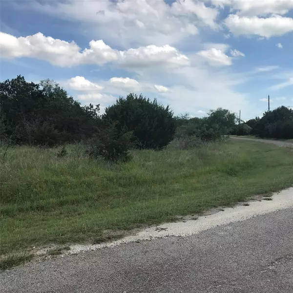 43164 Thistle Trail, Whitney, TX 76692