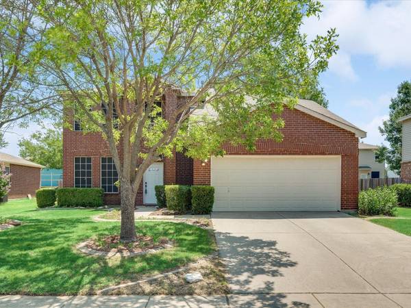 8105 Hidden Path Lane, Denton, TX 76210