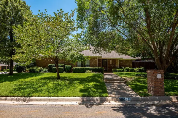 Arlington, TX 76017,5200 Rustle Leaf Drive