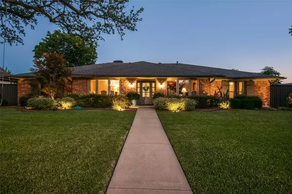 7032 Roundrock Road, Dallas, TX 75248