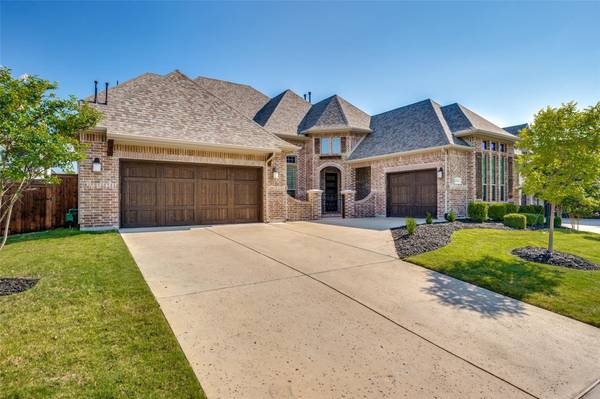 1041 Palmflower Avenue, Frisco, TX 75036