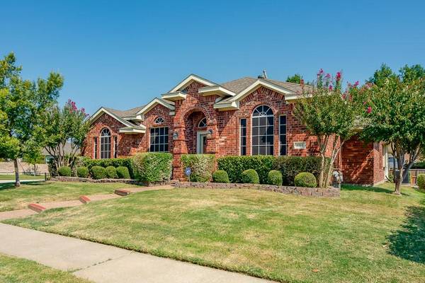 1261 Valley Oaks Drive, Lewisville, TX 75067