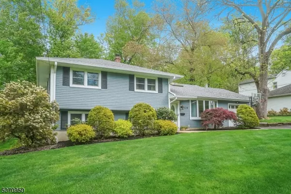 120 Hampton Dr, Berkeley Heights Twp., NJ 07922