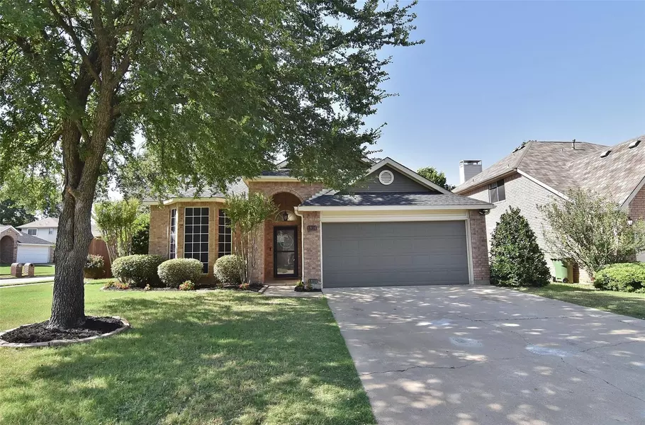 1816 Quail Hollow Drive, Grapevine, TX 76051