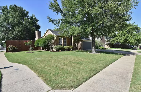 Grapevine, TX 76051,1816 Quail Hollow Drive