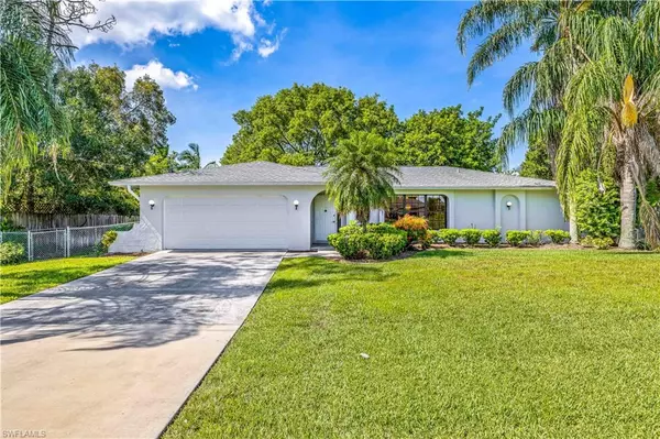 6672 Fairview ST, Fort Myers, FL 33966