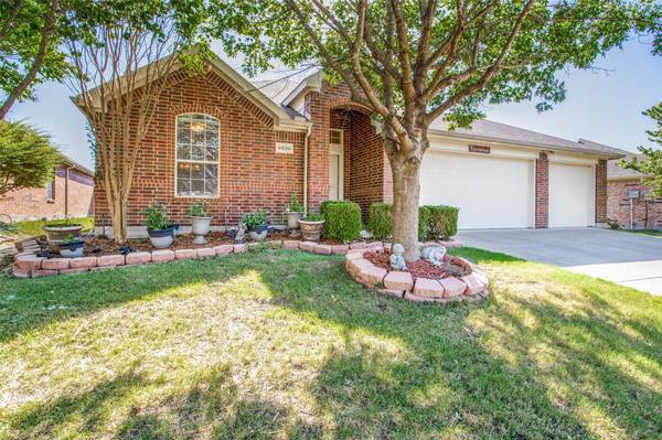 4006 Heavenly Way, Heartland, TX 75126