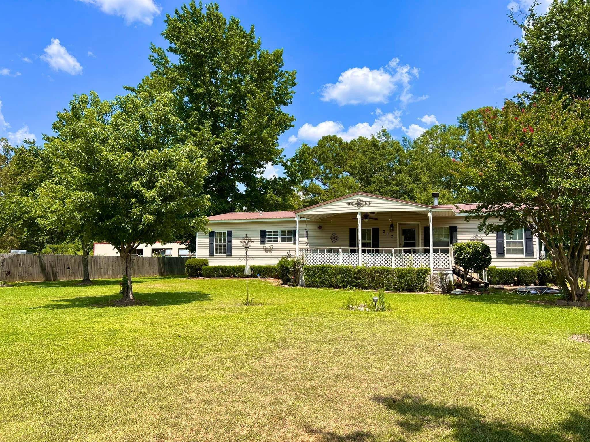 202 Queen Street, Haughton, LA 71037