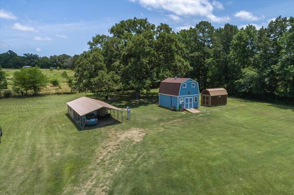 202 Private Road 8806, Ben Wheeler, TX 75754