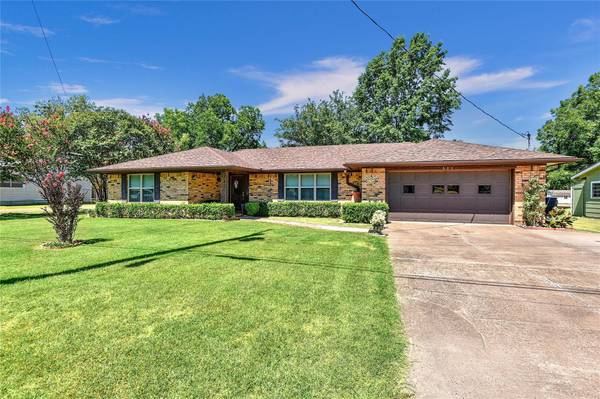 603 N Main, Ector, TX 75439