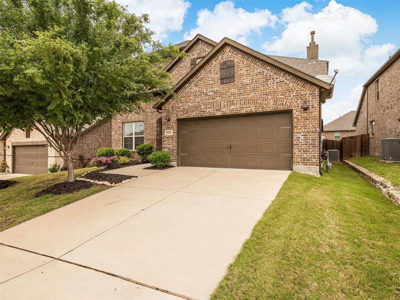 1917 Brookhill Drive, Garland, TX 75043