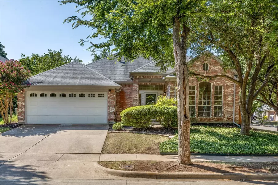 5400 Glacier Court, Fort Worth, TX 76137