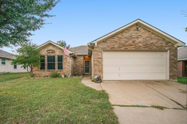 309 Centennial Place, Crowley, TX 76036