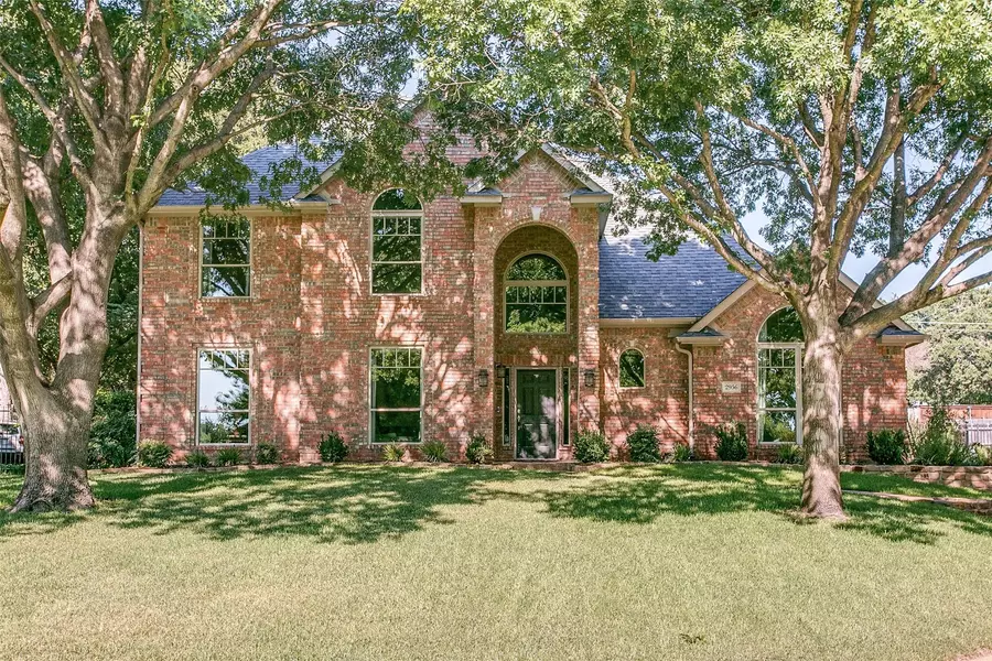 2956 Majestic Oak Drive, Grapevine, TX 76051