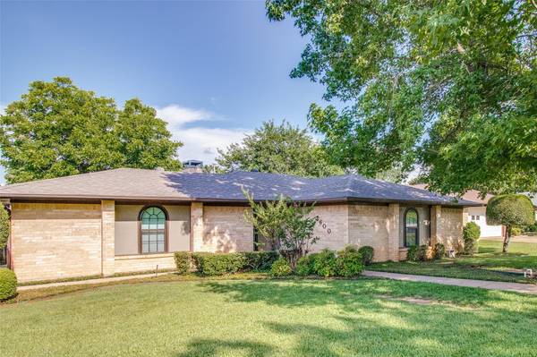 2600 Arapaho Place, Denison, TX 75020