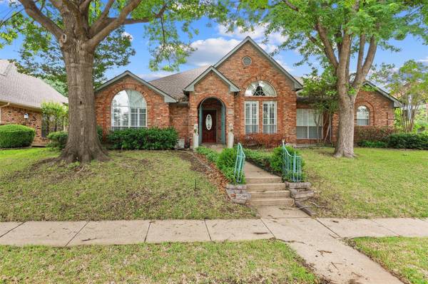 2920 Cambridgeshire Drive, Carrollton, TX 75007