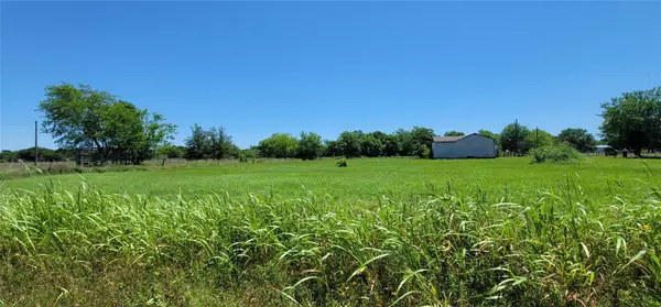 1781 Rs County Road 4480,  Point,  TX 75472