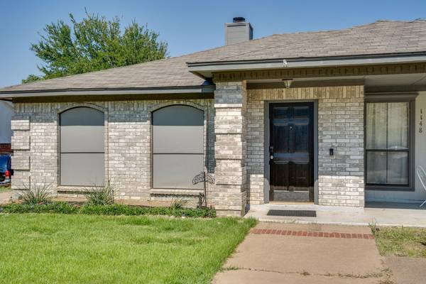 1148 Highpoint Road, Bedford, TX 76022