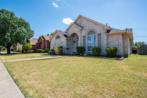 Mesquite, TX 75181,2825 Clearwater Drive