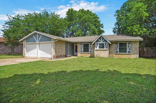 1419 Clearbrook Street, Lancaster, TX 75134