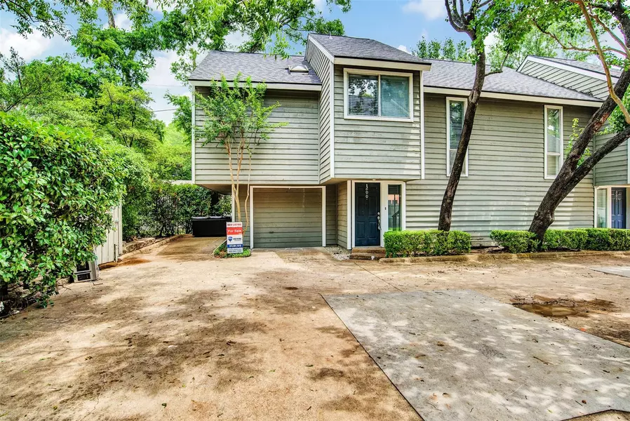 9222 Church Road #200, Dallas, TX 75231