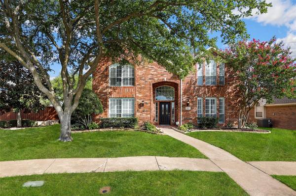 2401 Scarlet Oak Drive, Rowlett, TX 75089