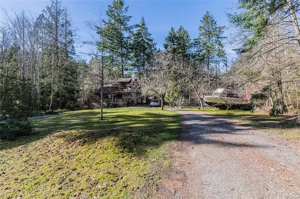 Salt Spring, BC V8K 1E1,2140 North End Rd