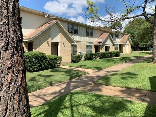 1905 W Morton Street #2, Denison, TX 75020