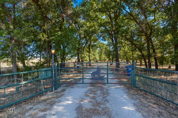 8688 State Highway 36 W, Clyde, TX 79510