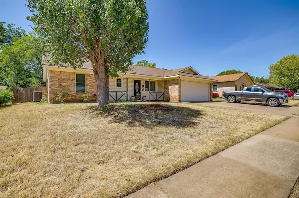 Crowley, TX 76036,612 E Bovell Street