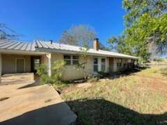 827 County Road 2659, Lometa, TX 76853