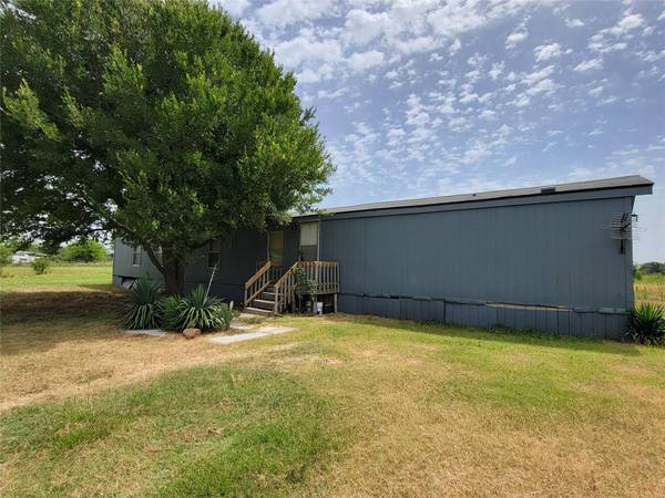 561 Vz County Road 3918, Wills Point, TX 75169