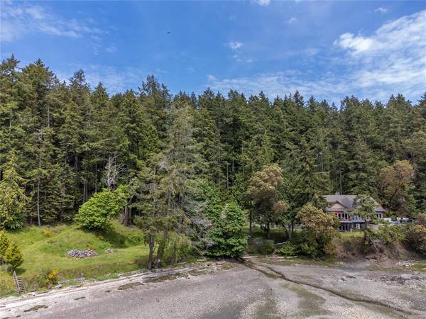 Pender Island, BC V0N 2M1,4608 Razor Point Rd