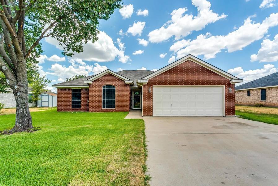 322 Beaumont Drive, Weatherford, TX 76086